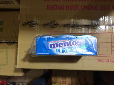 Wholesale Mentos Pure Fresh Peppermint 35g x 6 x 12 Boxes
