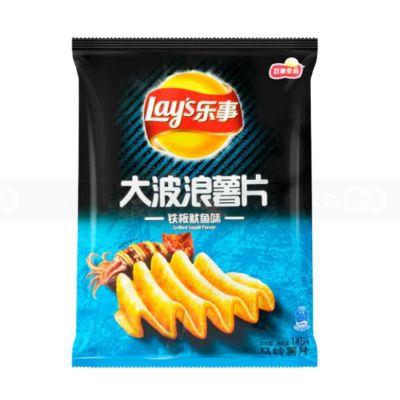 Lay's Big Wave Potato Chips Grilled Squid Flavor 70gr