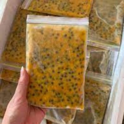 Drinking passion fruit juice 100% organic - Origin in Vietnam - - Bulk or customize package