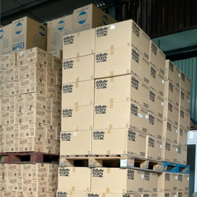 Gillette Razor Vector Plus 2pcs x 12 packs x 12 Boxes