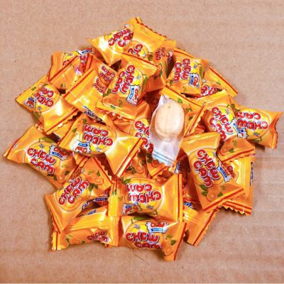 Hai Ha Chew Candy Orange Pillow 100g x 60 Bags