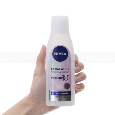 NIVEA Women Extra White Pore Minimiser Toner 200ml x 12 Bottles